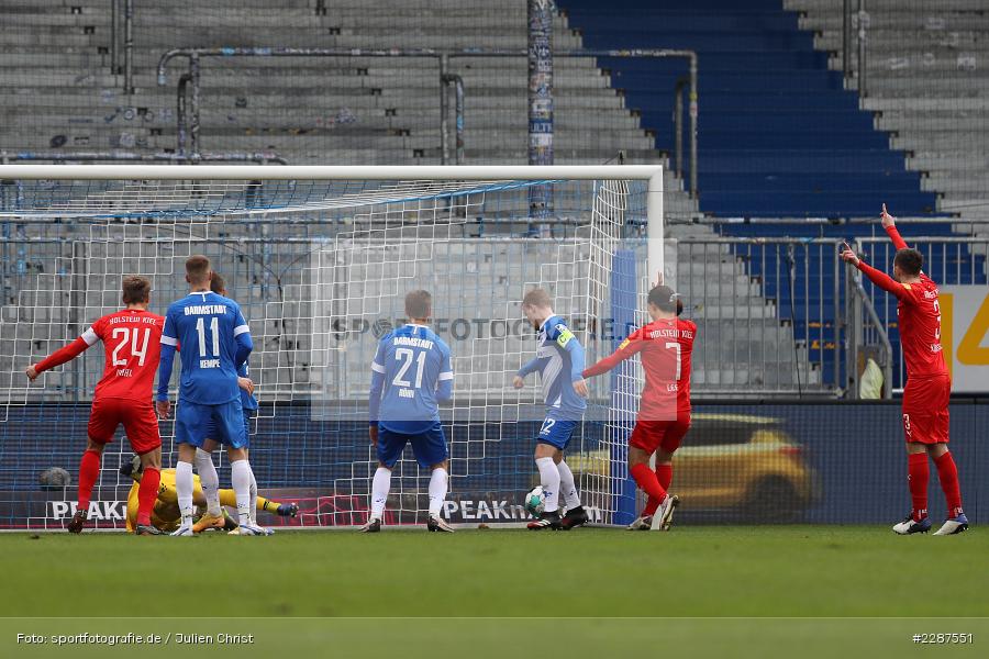 Eigentor, Immanuel Höhn, Merck-Stadion, Darmstadt, 24.01.2021, DFL, sport, action, Fussball, Deutschland, Januar 2021, Saison 2020/2021, KSV, D98, Bundesliga, 2. Bundesliga, Holstein Kiel, SV Darmstadt 98 - Bild-ID: 2287551 Eigentor, Immanuel Höhn, Merck-Stadion, Darmstadt, 24.01.2021, DFL, sport, action, Fussball, Deutschland, Januar 2021, Saison 2020/2021, KSV, D98, Bundesliga, 2. Bundesliga, Holstein Kiel, SV Darmstadt 98 - Bild-ID: 2287551