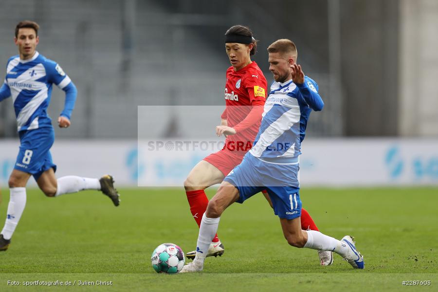 Tobias Kempe, Jae-sung Lee, Merck-Stadion, Darmstadt, 24.01.2021, DFL, sport, action, Fussball, Deutschland, Januar 2021, Saison 2020/2021, KSV, D98, Bundesliga, 2. Bundesliga, Holstein Kiel, SV Darmstadt 98 - Bild-ID: 2287603 Tobias Kempe, Jae-sung Lee, Merck-Stadion, Darmstadt, 24.01.2021, DFL, sport, action, Fussball, Deutschland, Januar 2021, Saison 2020/2021, KSV, D98, Bundesliga, 2. Bundesliga, Holstein Kiel, SV Darmstadt 98 - Bild-ID: 2287603