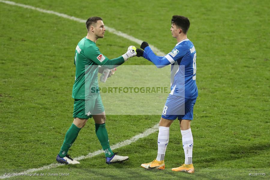 Sieg, Abklatschen, Jubeln, Marcel Schuhen, Mathias Honsak, Merck-Stadion, Darmstadt, 27.01.2021, DFL, sport, action, Fussball, Deutschland, Januar 2021, Saison 2020/2021, SVS, D98, Bundesliga, 2. Bundesliga, SV Sandhausen, SV Darmstadt 98 - Bild-ID: 2287795 Sieg, Abklatschen, Jubeln, Marcel Schuhen, Mathias Honsak, Merck-Stadion, Darmstadt, 27.01.2021, DFL, sport, action, Fussball, Deutschland, Januar 2021, Saison 2020/2021, SVS, D98, Bundesliga, 2. Bundesliga, SV Sandhausen, SV Darmstadt 98 - Bild-ID: 2287795
