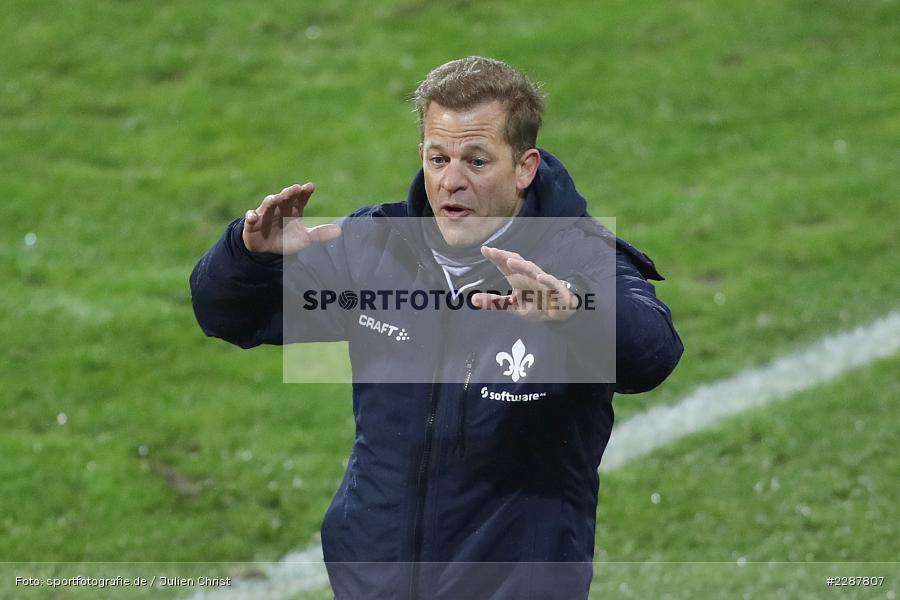 gibt Anweisungen, Hände, Arme, gestikuliert, Markus Anfang, Merck-Stadion, Darmstadt, 27.01.2021, DFL, sport, action, Fussball, Deutschland, Januar 2021, Saison 2020/2021, SVS, D98, Bundesliga, 2. Bundesliga, SV Sandhausen, SV Darmstadt 98 - Bild-ID: 2287807 gibt Anweisungen, Hände, Arme, gestikuliert, Markus Anfang, Merck-Stadion, Darmstadt, 27.01.2021, DFL, sport, action, Fussball, Deutschland, Januar 2021, Saison 2020/2021, SVS, D98, Bundesliga, 2. Bundesliga, SV Sandhausen, SV Darmstadt 98 - Bild-ID: 2287807