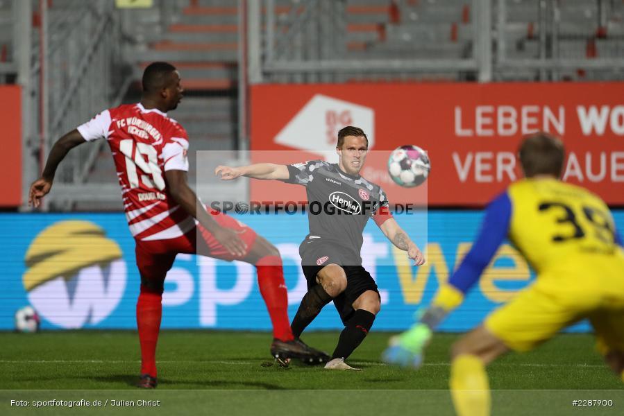 Douglas Franco Teixeira, Rouwen Hennings, FLYERALARM Arena, Würzburg, 29.01.2021, DFL, sport, action, Fussball, Deutschland, Januar 2021, Saison 2020/2021, F95, FWK, Bundesliga, 2. Bundesliga, Fortuna Düsseldorf, FC Würzburger Kickers - Bild-ID: 2287900