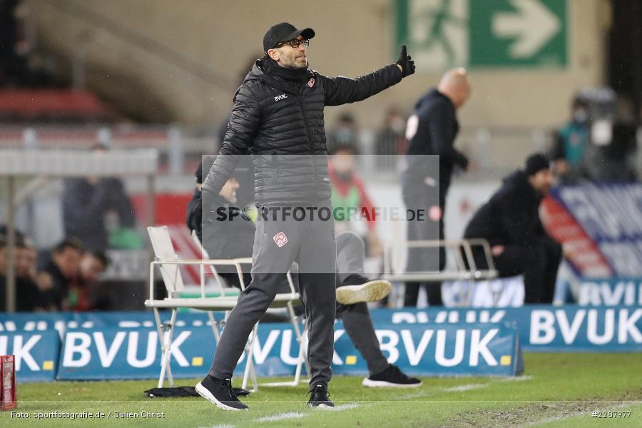 Hände, Arme, gestikuliert, Benjamin Sachs, FLYERALARM Arena, Würzburg, 29.01.2021, DFL, sport, action, Fussball, Deutschland, Januar 2021, Saison 2020/2021, F95, FWK, Bundesliga, 2. Bundesliga, Fortuna Düsseldorf, FC Würzburger Kickers - Bild-ID: 2287977
