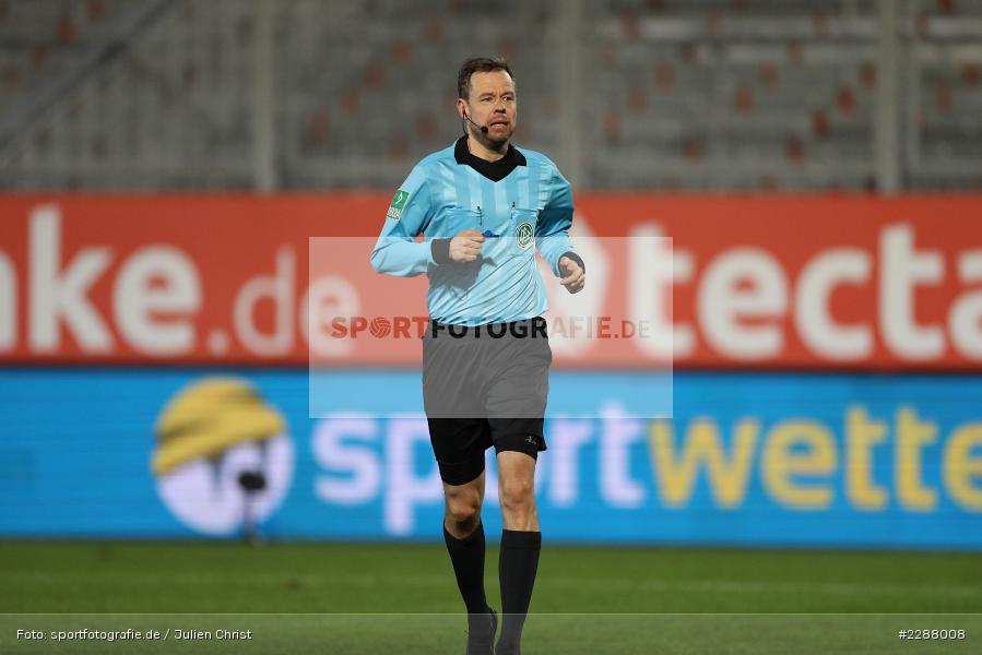 Schiedsrichter, Markus Schmidt, FLYERALARM Arena, Würzburg, 29.01.2021, DFL, sport, action, Fussball, Deutschland, Januar 2021, Saison 2020/2021, F95, FWK, Bundesliga, 2. Bundesliga, Fortuna Düsseldorf, FC Würzburger Kickers - Bild-ID: 2288008 Schiedsrichter, Markus Schmidt, FLYERALARM Arena, Würzburg, 29.01.2021, DFL, sport, action, Fussball, Deutschland, Januar 2021, Saison 2020/2021, F95, FWK, Bundesliga, 2. Bundesliga, Fortuna Düsseldorf, FC Würzburger Kickers - Bild-ID: 2288008