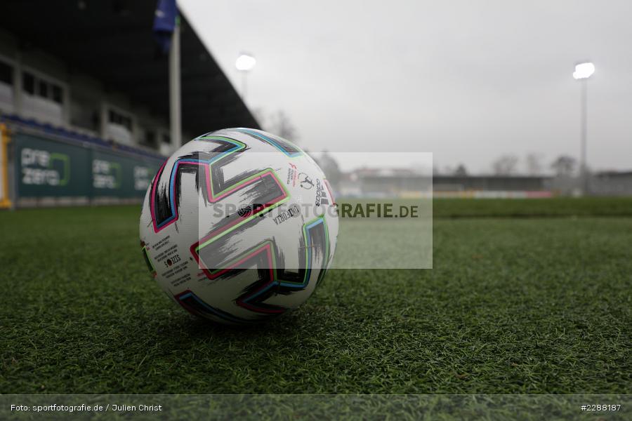 Ball, Stadion, Rasen, Eckfahne, Symbolbild, Dietmar-Hopp-Stadion, Sinsheim, 07.02.2021, DFL, sport, action, Fussball, Deutschland, Februar 2021, Saison 2020/2021, B04, TSG, Bundesliga, FLYERALARM Frauen-Bundesliga, Frauen, FFBL, Bayer 04 Leverkusen, TSG 1899 Hoffenheim - Bild-ID: 2288187