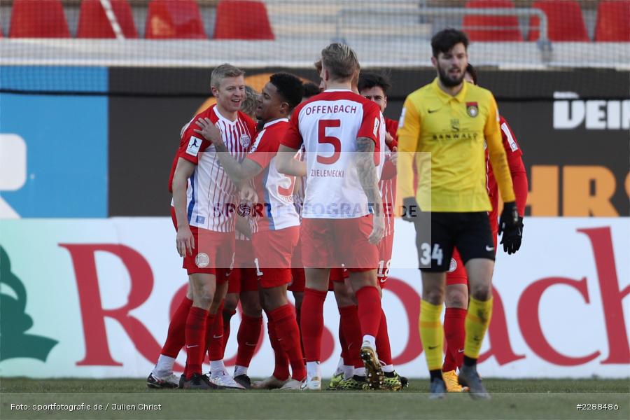 Emotionen, Nicolas Jüllich, Sebastian Zieleniecki, Torjubel, Maik Vetter Ronny Marcos, sport, action, Sparda-Bank-Hessen-Stadion, Saison 2020/2021, SG Sonnenhof Großaspach, Regionalliga Südwest, Regionalliga, Offenbach, OFC, Kickers Offenbach, Fussball, Februar 2021, Deutschland, DFL, 4. Liga, 13.02.2021 - Bild-ID: 2288486