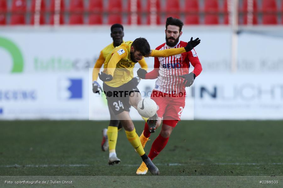 Florent Bojaj, Nicolas Jüllich, sport, action, Sparda-Bank-Hessen-Stadion, Saison 2020/2021, SG Sonnenhof Großaspach, Regionalliga Südwest, Regionalliga, Offenbach, OFC, Kickers Offenbach, Fussball, Februar 2021, Deutschland, DFL, 4. Liga, 13.02.2021 - Bild-ID: 2288503 Florent Bojaj, Nicolas Jüllich, sport, action, Sparda-Bank-Hessen-Stadion, Saison 2020/2021, SG Sonnenhof Großaspach, Regionalliga Südwest, Regionalliga, Offenbach, OFC, Kickers Offenbach, Fussball, Februar 2021, Deutschland, DFL, 4. Liga, 13.02.2021 - Bild-ID: 2288503
