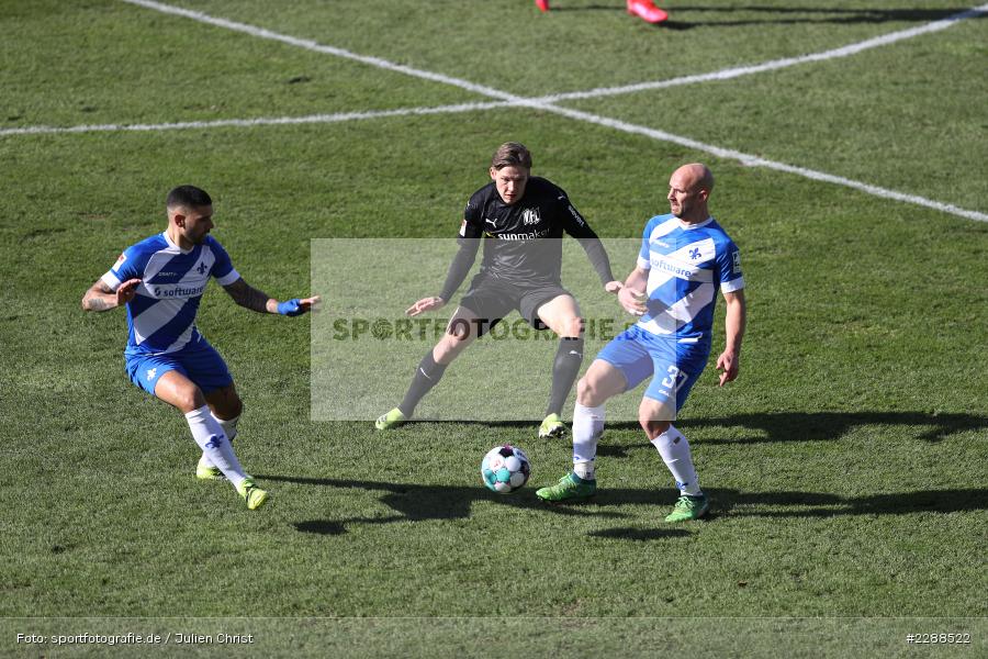 Patrick Herrmann, Victor Palsson, Sebastian Müller, Merck-Stadion, Darmstadt, 14.02.2021, DFL, sport, action, Fussball, Deutschland, Februar 2021, Saison 2020/2021, OSN, D98, Bundesliga, 2. Bundesliga, VfL Osnabrück, SV Darmstadt 98 - Bild-ID: 2288522