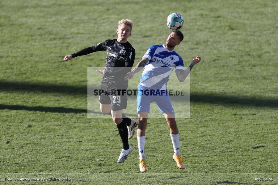 Bryan Henning, Tobias Kempe, Merck-Stadion, Darmstadt, 14.02.2021, DFL, sport, action, Fussball, Deutschland, Februar 2021, Saison 2020/2021, OSN, D98, Bundesliga, 2. Bundesliga, VfL Osnabrück, SV Darmstadt 98 - Bild-ID: 2288568 Bryan Henning, Tobias Kempe, Merck-Stadion, Darmstadt, 14.02.2021, DFL, sport, action, Fussball, Deutschland, Februar 2021, Saison 2020/2021, OSN, D98, Bundesliga, 2. Bundesliga, VfL Osnabrück, SV Darmstadt 98 - Bild-ID: 2288568
