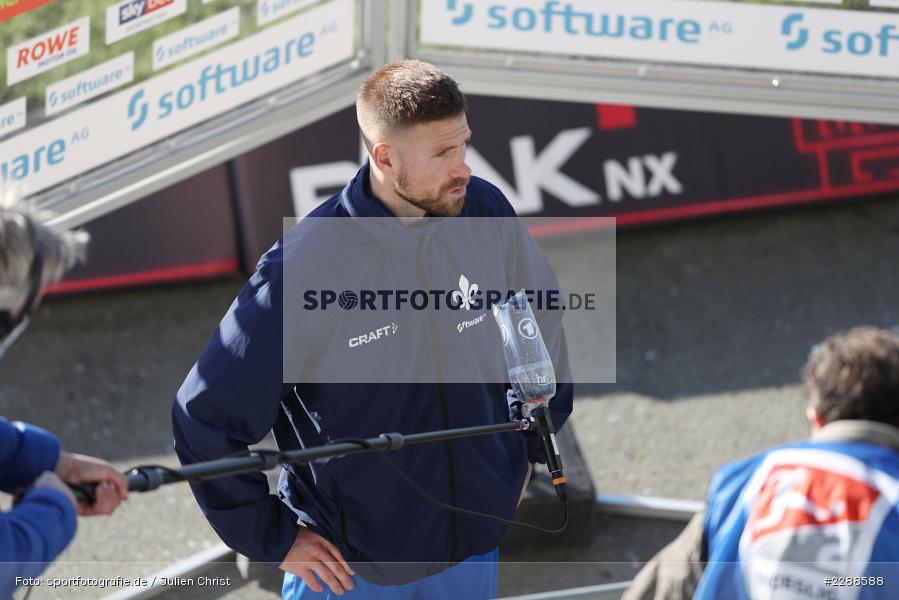 ARD, Interview, Tobias Kempe, Merck-Stadion, Darmstadt, 14.02.2021, DFL, sport, action, Fussball, Deutschland, Februar 2021, Saison 2020/2021, OSN, D98, Bundesliga, 2. Bundesliga, VfL Osnabrück, SV Darmstadt 98 - Bild-ID: 2288588 ARD, Interview, Tobias Kempe, Merck-Stadion, Darmstadt, 14.02.2021, DFL, sport, action, Fussball, Deutschland, Februar 2021, Saison 2020/2021, OSN, D98, Bundesliga, 2. Bundesliga, VfL Osnabrück, SV Darmstadt 98 - Bild-ID: 2288588
