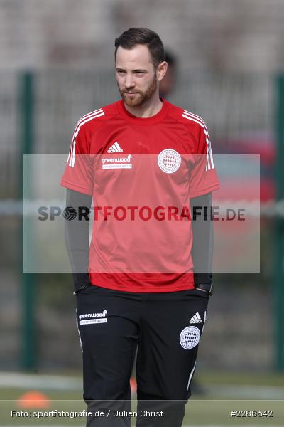 hoch, Trainer, Fabian Bäcker, Kunstrasenplatz, Alzenau, 20.02.2021, DFL, sport, action, Fussball, Deutschland, Februar 2021, Saison 2020/2021, FCA, FCB, 4. Liga, Regionalliga, Regionalliga Südwest, FC-Astoria Walldorf, FC Bayern Alzenau - Bild-ID: 2288642