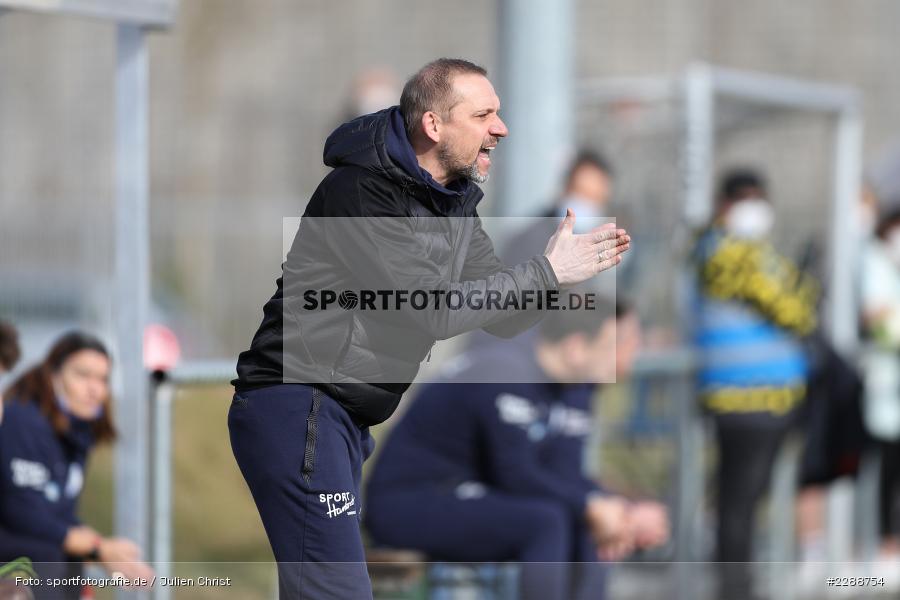 Applaus, gibt Anweisungen, Hände, Arme, gestikuliert, Matthias Born, Kunstrasenplatz, Alzenau, 20.02.2021, DFL, sport, action, Fussball, Deutschland, Februar 2021, Saison 2020/2021, FCA, FCB, 4. Liga, Regionalliga, Regionalliga Südwest, FC-Astoria Walldorf, FC Bayern Alzenau - Bild-ID: 2288754 Applaus, gibt Anweisungen, Hände, Arme, gestikuliert, Matthias Born, Kunstrasenplatz, Alzenau, 20.02.2021, DFL, sport, action, Fussball, Deutschland, Februar 2021, Saison 2020/2021, FCA, FCB, 4. Liga, Regionalliga, Regionalliga Südwest, FC-Astoria Walldorf, FC Bayern Alzenau - Bild-ID: 2288754