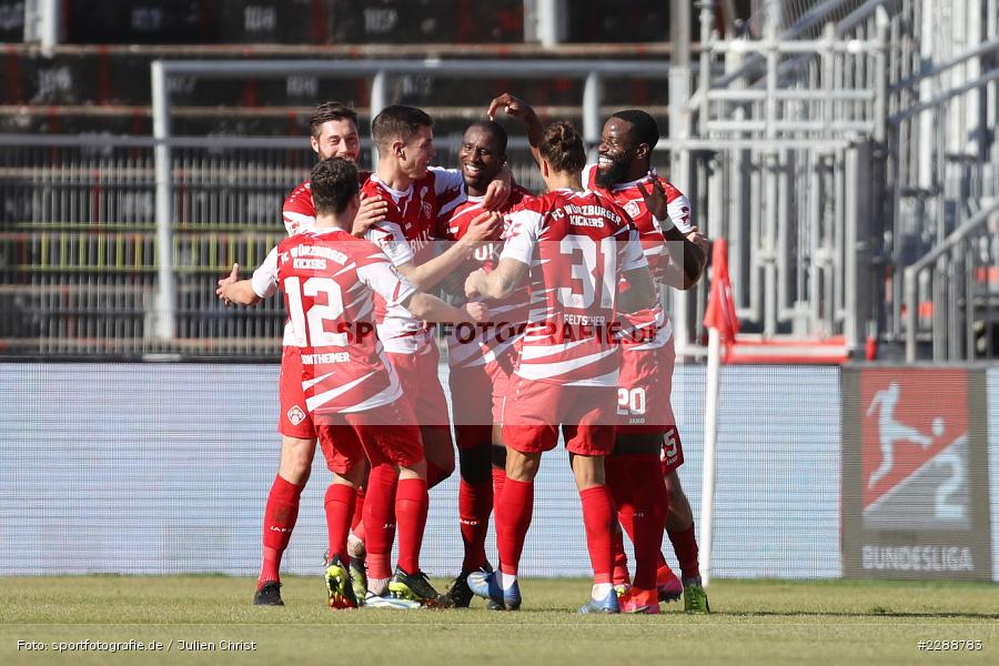 Marvin Pieringer, Torjubel, Martin Hašek, Douglas Franco Teixeira, FLYERALARM Arena, Würzburg, 21.02.2021, DFL, sport, action, Fussball, Deutschland, Februar 2021, Saison 2020/2021, HSV, FWK, Bundesliga, 2. Bundesliga, Hamburger SV, FC Würzburger Kickers - Bild-ID: 2288783 Marvin Pieringer, Torjubel, Martin Hašek, Douglas Franco Teixeira, FLYERALARM Arena, Würzburg, 21.02.2021, DFL, sport, action, Fussball, Deutschland, Februar 2021, Saison 2020/2021, HSV, FWK, Bundesliga, 2. Bundesliga, Hamburger SV, FC Würzburger Kickers - Bild-ID: 2288783