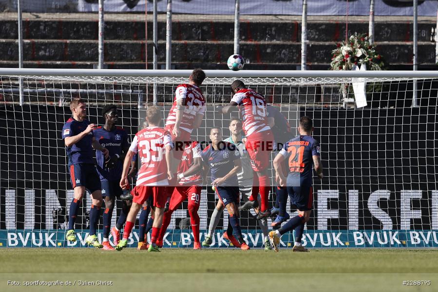 Szene, Kopfball, Christian Strohdiek, Douglas Franco Teixeira, FLYERALARM Arena, Würzburg, 21.02.2021, DFL, sport, action, Fussball, Deutschland, Februar 2021, Saison 2020/2021, HSV, FWK, Bundesliga, 2. Bundesliga, Hamburger SV, FC Würzburger Kickers - Bild-ID: 2288795 Szene, Kopfball, Christian Strohdiek, Douglas Franco Teixeira, FLYERALARM Arena, Würzburg, 21.02.2021, DFL, sport, action, Fussball, Deutschland, Februar 2021, Saison 2020/2021, HSV, FWK, Bundesliga, 2. Bundesliga, Hamburger SV, FC Würzburger Kickers - Bild-ID: 2288795