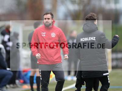 Fotos von FC Bayern Alzenau - TuS Rot-Weiß Koblenz auf sportfotografie.de