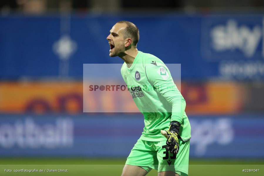 gibt Anweisungen, Marius Gersbeck, Merck-Stadion, Darmstadt, 26.02.2021, DFL, sport, action, Fussball, Deutschland, Februar 2021, Saison 2020/2021, KSC, SVD, Bundesliga, 2. Bundesliga, Karlsruher SC, SV Darmstadt 98 - Bild-ID: 2289047 gibt Anweisungen, Marius Gersbeck, Merck-Stadion, Darmstadt, 26.02.2021, DFL, sport, action, Fussball, Deutschland, Februar 2021, Saison 2020/2021, KSC, SVD, Bundesliga, 2. Bundesliga, Karlsruher SC, SV Darmstadt 98 - Bild-ID: 2289047