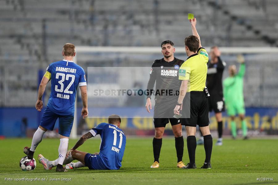 Patrick Hanslbauer, Schiedsrichter, Gelbe Karte, Malik Batmaz, Merck-Stadion, Darmstadt, 26.02.2021, DFL, sport, action, Fussball, Deutschland, Februar 2021, Saison 2020/2021, KSC, SVD, Bundesliga, 2. Bundesliga, Karlsruher SC, SV Darmstadt 98 - Bild-ID: 2289114 Patrick Hanslbauer, Schiedsrichter, Gelbe Karte, Malik Batmaz, Merck-Stadion, Darmstadt, 26.02.2021, DFL, sport, action, Fussball, Deutschland, Februar 2021, Saison 2020/2021, KSC, SVD, Bundesliga, 2. Bundesliga, Karlsruher SC, SV Darmstadt 98 - Bild-ID: 2289114
