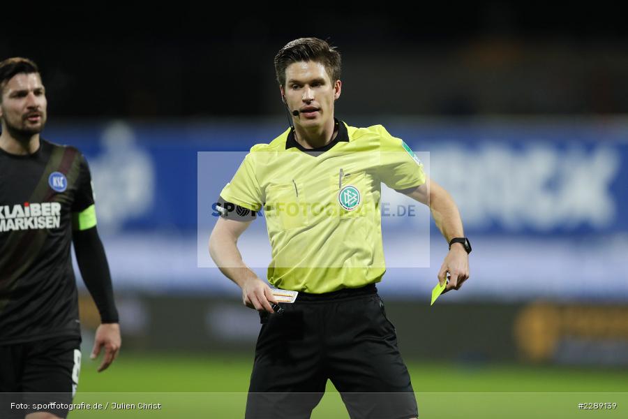 Schiedsrichter, Patrick Hanslbauer, Merck-Stadion, Darmstadt, 26.02.2021, DFL, sport, action, Fussball, Deutschland, Februar 2021, Saison 2020/2021, KSC, SVD, Bundesliga, 2. Bundesliga, Karlsruher SC, SV Darmstadt 98 - Bild-ID: 2289139 Schiedsrichter, Patrick Hanslbauer, Merck-Stadion, Darmstadt, 26.02.2021, DFL, sport, action, Fussball, Deutschland, Februar 2021, Saison 2020/2021, KSC, SVD, Bundesliga, 2. Bundesliga, Karlsruher SC, SV Darmstadt 98 - Bild-ID: 2289139