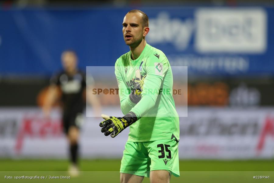 Marius Gersbeck, Merck-Stadion, Darmstadt, 26.02.2021, DFL, sport, action, Fussball, Deutschland, Februar 2021, Saison 2020/2021, KSC, SVD, Bundesliga, 2. Bundesliga, Karlsruher SC, SV Darmstadt 98 - Bild-ID: 2289141 Marius Gersbeck, Merck-Stadion, Darmstadt, 26.02.2021, DFL, sport, action, Fussball, Deutschland, Februar 2021, Saison 2020/2021, KSC, SVD, Bundesliga, 2. Bundesliga, Karlsruher SC, SV Darmstadt 98 - Bild-ID: 2289141