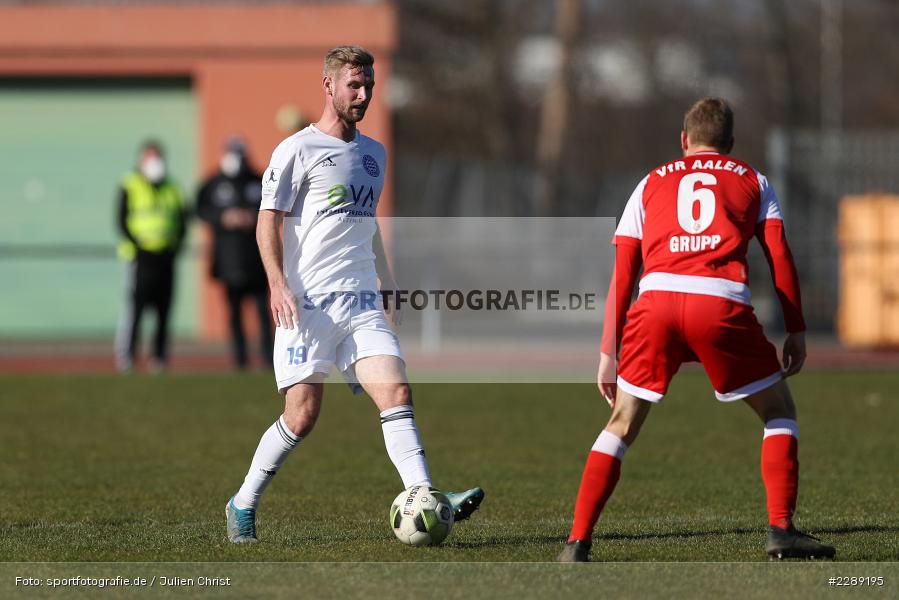 Tim Grupp, Patrick Kalata, Leichtathletik-Stadion, Alzenau, 27.02.2021, DFL, sport, action, Fussball, Deutschland, Februar 2021, Saison 2020/2021, VFR, FCB, 4. Liga, Regionalliga, Regionalliga Südwest, VfR Aalen, FC Bayern Alzenau - Bild-ID: 2289195