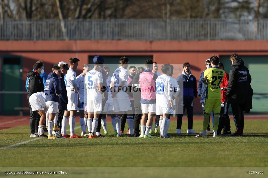 Luca Bergmann, Torwart Julian Bauer, Marco Ferukoski, Marcel Andreas Wilke, Jonas Kummer, Lukas Mazagg, Mannschaftskreis, Ansprache, Fabian Bäcker, Leichtathletik-Stadion, Alzenau, 27.02.2021, DFL, sport, action, Fussball, Deutschland, Februar 2021, Saison 2020/2021, VFR, FCB, 4. Liga, Regionalliga, Regionalliga Südwest, VfR Aalen, FC Bayern Alzenau - Bild-ID: 2289233