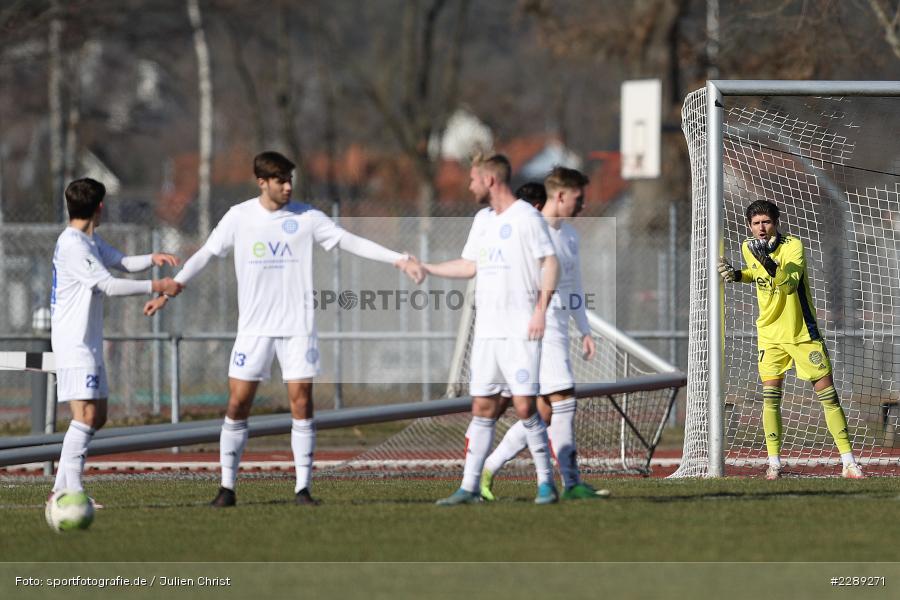 Gestik, Freistoß, Mauer, Kommunikation, Julian Bauer, Leichtathletik-Stadion, Alzenau, 27.02.2021, DFL, sport, action, Fussball, Deutschland, Februar 2021, Saison 2020/2021, VFR, FCB, 4. Liga, Regionalliga, Regionalliga Südwest, VfR Aalen, FC Bayern Alzenau - Bild-ID: 2289271