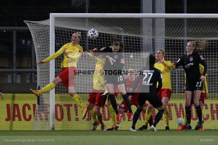 Laura Freigang, Agnieszka Winczo, Stadion am Brentanobad, Frankfurt, 12.03.2021, DFL, sport, action, Fussball, Deutschland, März 2021, Saison 2020/2021, SVM, SGE, Bundesliga, FLYERALARM Frauen-Bundesliga, Frauen, FFBL, SV Meppen, Eintracht Frankfurt - Bild-ID: 2289781