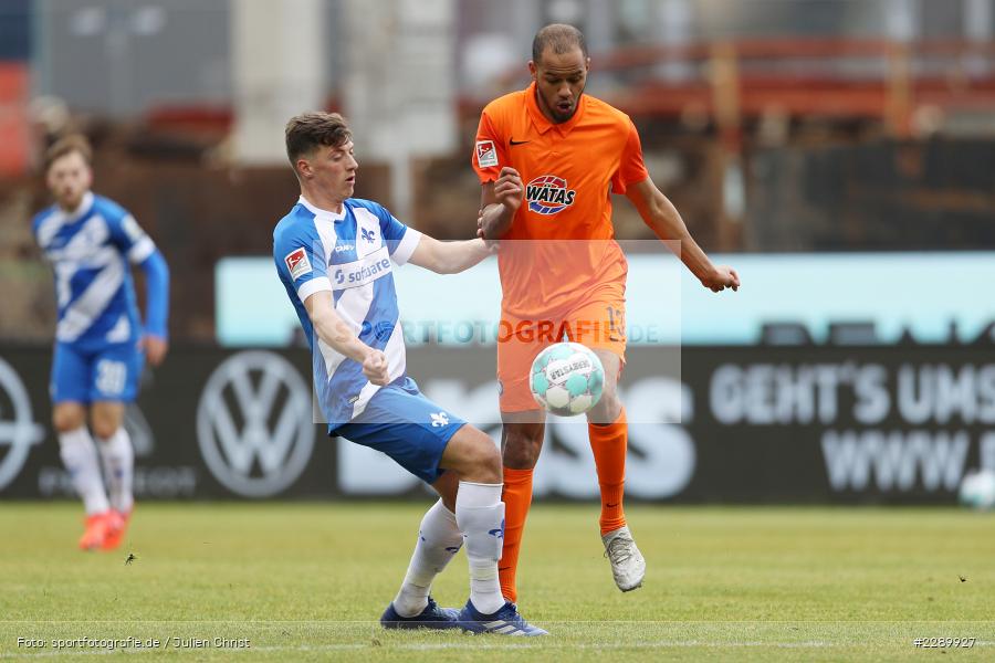 Louis Samson, Nicolai Rapp, Merck-Stadion, Darmstadt, 13.03.2021, DFL, sport, action, Fussball, Deutschland, März 2021, Saison 2020/2021, FCE, D98, Bundesliga, 2. Bundesliga, FC Erzgebirge Aue, SV Darmstadt 98 - Bild-ID: 2289927 Louis Samson, Nicolai Rapp, Merck-Stadion, Darmstadt, 13.03.2021, DFL, sport, action, Fussball, Deutschland, März 2021, Saison 2020/2021, FCE, D98, Bundesliga, 2. Bundesliga, FC Erzgebirge Aue, SV Darmstadt 98 - Bild-ID: 2289927