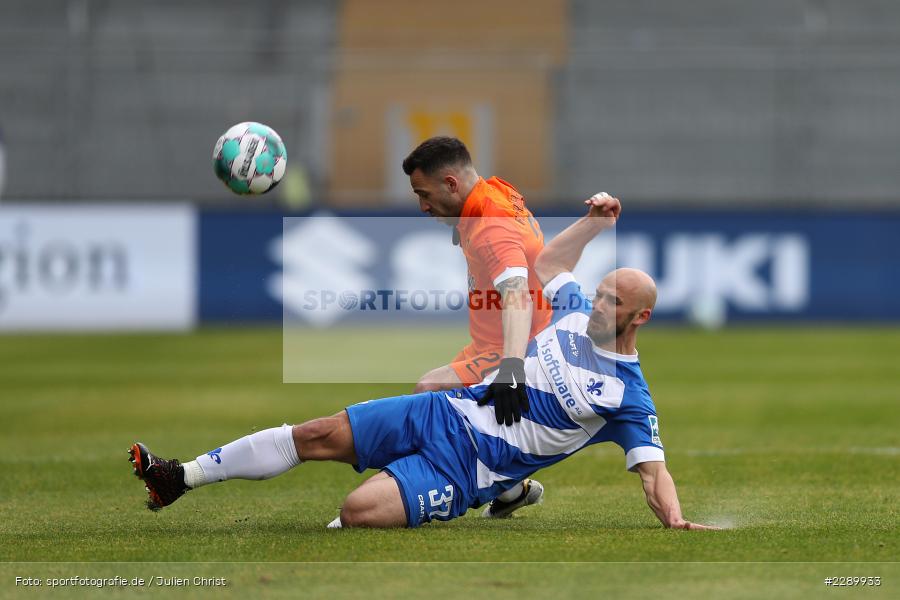 Calogero Rizzuto, Patrick Herrmann, Merck-Stadion, Darmstadt, 13.03.2021, DFL, sport, action, Fussball, Deutschland, März 2021, Saison 2020/2021, FCE, D98, Bundesliga, 2. Bundesliga, FC Erzgebirge Aue, SV Darmstadt 98 - Bild-ID: 2289933 Calogero Rizzuto, Patrick Herrmann, Merck-Stadion, Darmstadt, 13.03.2021, DFL, sport, action, Fussball, Deutschland, März 2021, Saison 2020/2021, FCE, D98, Bundesliga, 2. Bundesliga, FC Erzgebirge Aue, SV Darmstadt 98 - Bild-ID: 2289933