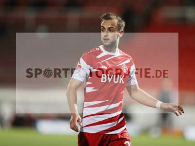 Fotos von FC Würzburger Kickers - FC Heidenheim 1846 auf sportfotografie.de