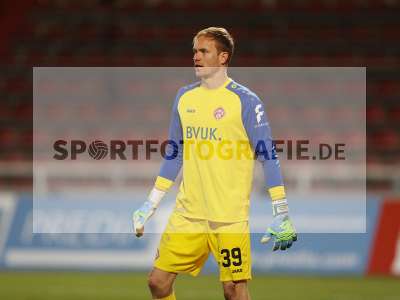 Fotos von FC Würzburger Kickers - FC Heidenheim 1846 auf sportfotografie.de