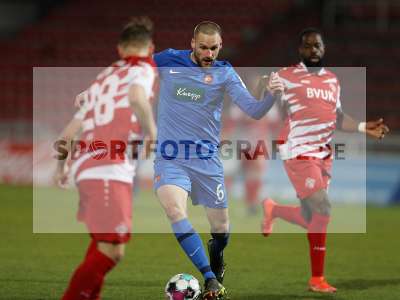 Fotos von FC Würzburger Kickers - FC Heidenheim 1846 auf sportfotografie.de