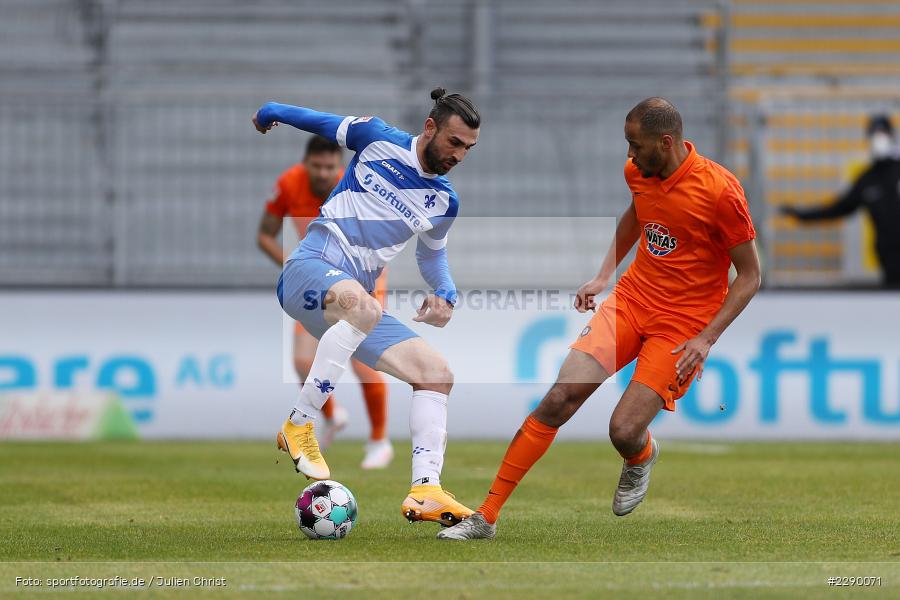 Louis Samson, Serdar Dursun, Merck-Stadion, Darmstadt, 13.03.2021, DFL, sport, action, Fussball, Deutschland, März 2021, Saison 2020/2021, FCE, D98, Bundesliga, 2. Bundesliga, FC Erzgebirge Aue, SV Darmstadt 98 - Bild-ID: 2290071