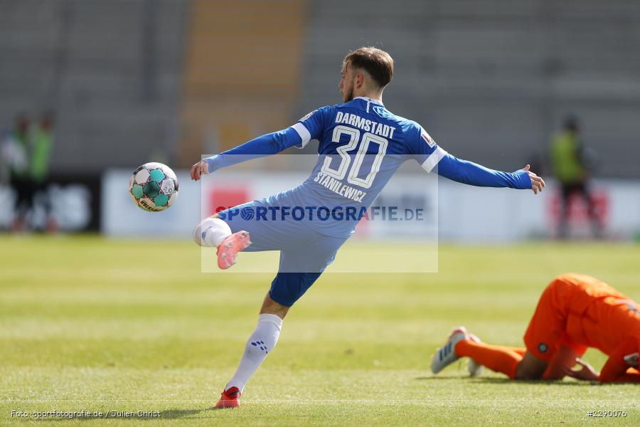 Adrian Stanilewicz, Merck-Stadion, Darmstadt, 13.03.2021, DFL, sport, action, Fussball, Deutschland, März 2021, Saison 2020/2021, FCE, D98, Bundesliga, 2. Bundesliga, FC Erzgebirge Aue, SV Darmstadt 98 - Bild-ID: 2290076