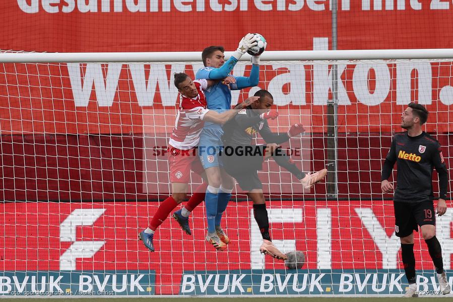 Jann George, Rolf Feltscher, Alexander Meyer, FLYERALARM Arena, Würzburg, 21.03.2021, DFL, sport, action, Fussball, Deutschland, März 2021, Saison 2020/2021, SSV, FWK, Bundesliga, 2. Bundesliga, SSV Jahn Regensburg, FC Würzburger Kickers - Bild-ID: 2290324 Jann George, Rolf Feltscher, Alexander Meyer, FLYERALARM Arena, Würzburg, 21.03.2021, DFL, sport, action, Fussball, Deutschland, März 2021, Saison 2020/2021, SSV, FWK, Bundesliga, 2. Bundesliga, SSV Jahn Regensburg, FC Würzburger Kickers - Bild-ID: 2290324