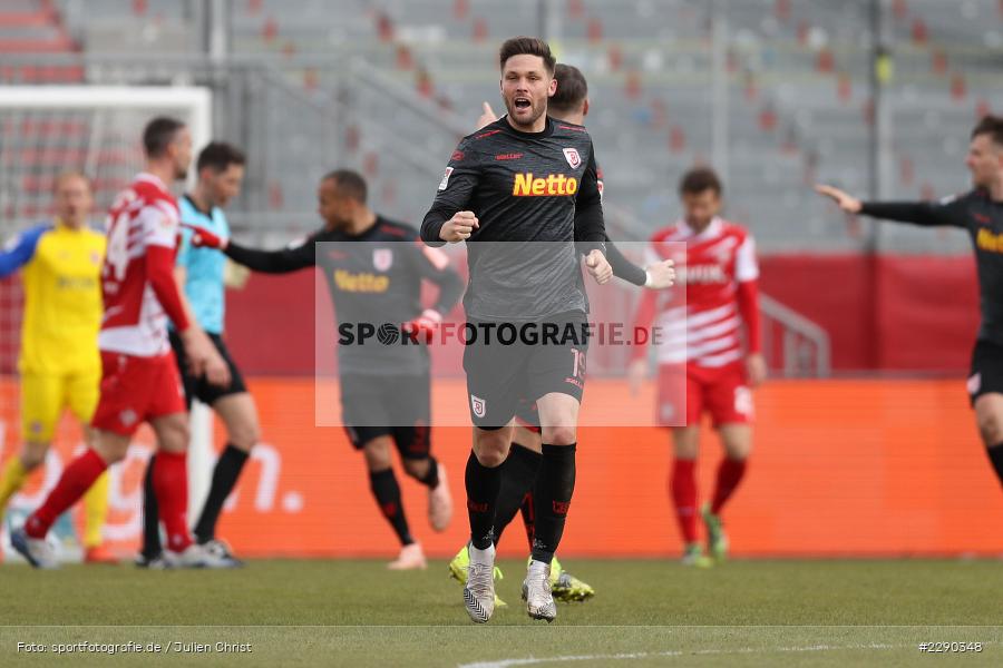 Tor, Torjubel, Andreas Albers, FLYERALARM Arena, Würzburg, 21.03.2021, DFL, sport, action, Fussball, Deutschland, März 2021, Saison 2020/2021, SSV, FWK, Bundesliga, 2. Bundesliga, SSV Jahn Regensburg, FC Würzburger Kickers - Bild-ID: 2290348 Tor, Torjubel, Andreas Albers, FLYERALARM Arena, Würzburg, 21.03.2021, DFL, sport, action, Fussball, Deutschland, März 2021, Saison 2020/2021, SSV, FWK, Bundesliga, 2. Bundesliga, SSV Jahn Regensburg, FC Würzburger Kickers - Bild-ID: 2290348