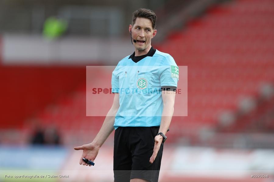 Dr. Matthias Jöllenbeck Schiedsrichter, FLYERALARM Arena, Würzburg, 21.03.2021, DFL, sport, action, Fussball, Deutschland, März 2021, Saison 2020/2021, SSV, FWK, Bundesliga, 2. Bundesliga, SSV Jahn Regensburg, FC Würzburger Kickers - Bild-ID: 2290368 Dr. Matthias Jöllenbeck Schiedsrichter, FLYERALARM Arena, Würzburg, 21.03.2021, DFL, sport, action, Fussball, Deutschland, März 2021, Saison 2020/2021, SSV, FWK, Bundesliga, 2. Bundesliga, SSV Jahn Regensburg, FC Würzburger Kickers - Bild-ID: 2290368