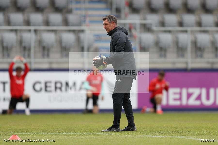 Torwarttrainer, René Keffel, Kunstrasenplatz, Alzenau, 27.03.2021, DFL, sport, action, Fussball, Deutschland, März 2021, Saison 2020/2021, OFC, FCB, 4. Liga, Regionalliga, Regionalliga Südwest, Kickers Offenbach, FC Bayern Alzenau - Bild-ID: 2290678 Torwarttrainer, René Keffel, Kunstrasenplatz, Alzenau, 27.03.2021, DFL, sport, action, Fussball, Deutschland, März 2021, Saison 2020/2021, OFC, FCB, 4. Liga, Regionalliga, Regionalliga Südwest, Kickers Offenbach, FC Bayern Alzenau - Bild-ID: 2290678