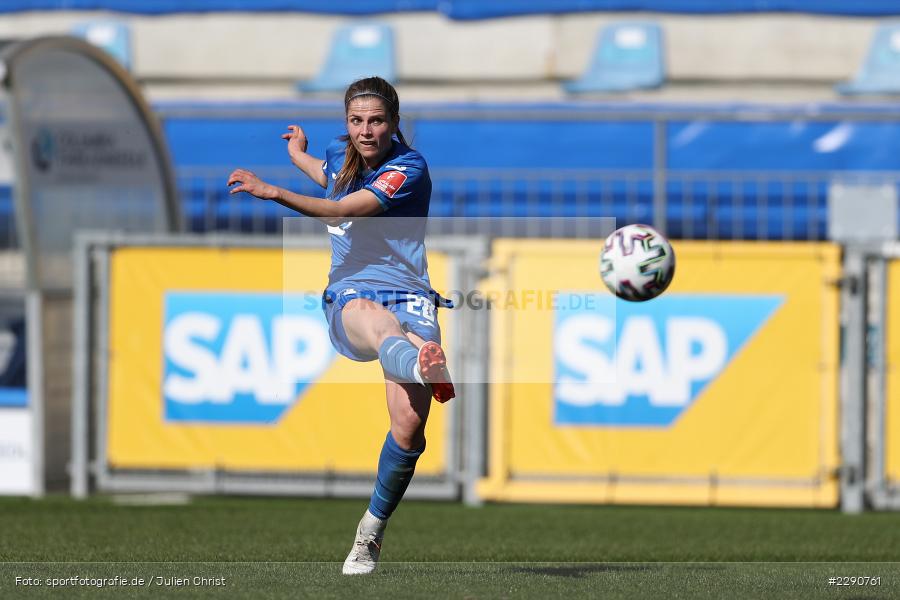 Torschuss, Tabea Waßmuth, Dietmar-Hopp-Stadion, Sinsheim, 28.03.2021, DFL, sport, action, Fussball, Deutschland, März 2021, Saison 2020/2021, SGS, TSG, Bundesliga, FLYERALARM Frauen-Bundesliga, Frauen, FFBL, SGS Essen, TSG 1899 Hoffenheim - Bild-ID: 2290761