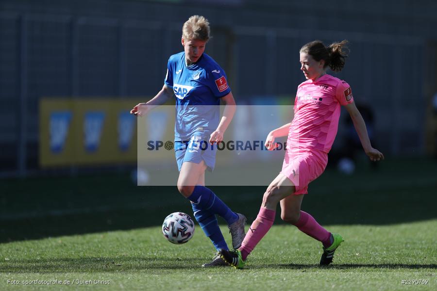 Lena Ostermeier, Paulina Krumbiegel, Dietmar-Hopp-Stadion, Sinsheim, 28.03.2021, DFL, sport, action, Fussball, Deutschland, März 2021, Saison 2020/2021, SGS, TSG, Bundesliga, FLYERALARM Frauen-Bundesliga, Frauen, FFBL, SGS Essen, TSG 1899 Hoffenheim - Bild-ID: 2290769