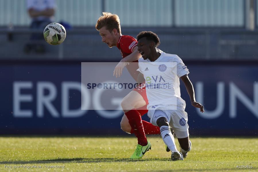 Henok Teklab, Maximilian Faller, Main-Echo Arena, Alzenau, 30.03.2021, DFB, sport, action, Fussball, Deutschland, März 2021, Saison 2020/2021, BSC, FCB, 4. Liga, Regionalliga, Regionalliga Südwest, Bahlinger SC, FC Bayern Alzenau - Bild-ID: 2290826