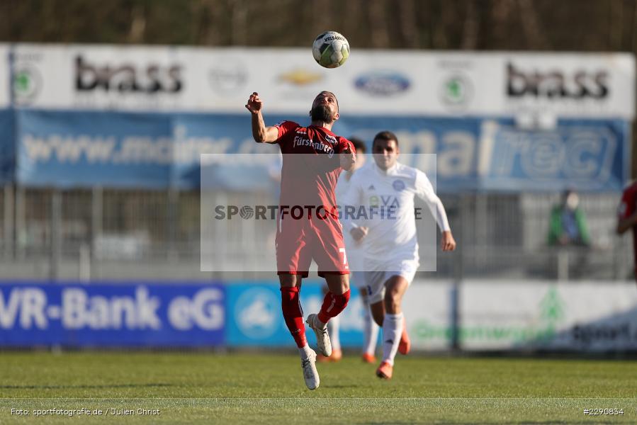 Yannick Häringer, Main-Echo Arena, Alzenau, 30.03.2021, DFB, sport, action, Fussball, Deutschland, März 2021, Saison 2020/2021, BSC, FCB, 4. Liga, Regionalliga, Regionalliga Südwest, Bahlinger SC, FC Bayern Alzenau - Bild-ID: 2290834