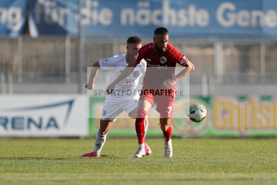 Yannick Häringer, Main-Echo Arena, Alzenau, 30.03.2021, DFB, sport, action, Fussball, Deutschland, März 2021, Saison 2020/2021, BSC, FCB, 4. Liga, Regionalliga, Regionalliga Südwest, Bahlinger SC, FC Bayern Alzenau - Bild-ID: 2290842