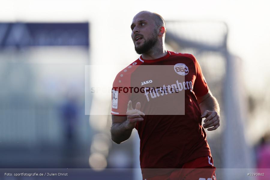 Torjubel, Santiago Fischer, Main-Echo Arena, Alzenau, 30.03.2021, DFB, sport, action, Fussball, Deutschland, März 2021, Saison 2020/2021, BSC, FCB, 4. Liga, Regionalliga, Regionalliga Südwest, Bahlinger SC, FC Bayern Alzenau - Bild-ID: 2290862