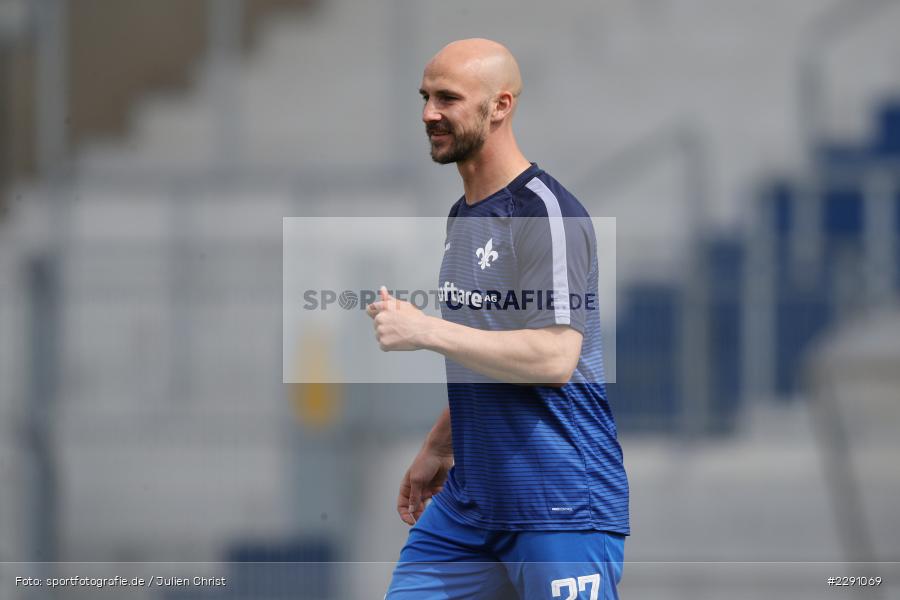 beim Aufwärmen, Patrick Herrmann, Merck-Stadion, Darmstadt, 04.04.2021, DFL, sport, action, Fussball, Deutschland, April 2021, Saison 2020/2021, F95, SVD, Bundesliga, 2. Bundesliga, Fortuna Düsseldorf, SV Darmstadt 98 - Bild-ID: 2291069