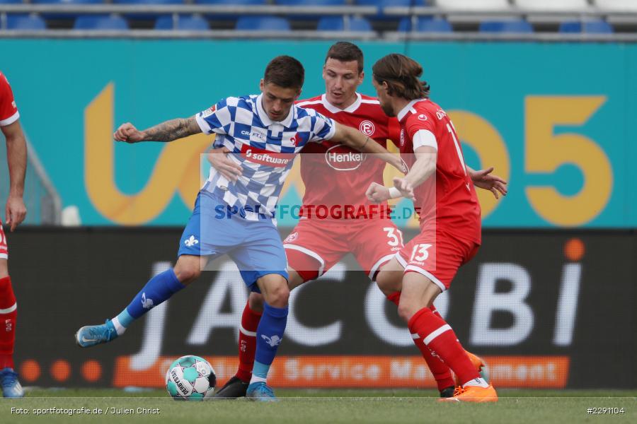 Adam Bodzek, Marcel Sobottka, Marvin Mehlem, Merck-Stadion, Darmstadt, 04.04.2021, DFL, sport, action, Fussball, Deutschland, April 2021, Saison 2020/2021, F95, SVD, Bundesliga, 2. Bundesliga, Fortuna Düsseldorf, SV Darmstadt 98 - Bild-ID: 2291104 Adam Bodzek, Marcel Sobottka, Marvin Mehlem, Merck-Stadion, Darmstadt, 04.04.2021, DFL, sport, action, Fussball, Deutschland, April 2021, Saison 2020/2021, F95, SVD, Bundesliga, 2. Bundesliga, Fortuna Düsseldorf, SV Darmstadt 98 - Bild-ID: 2291104