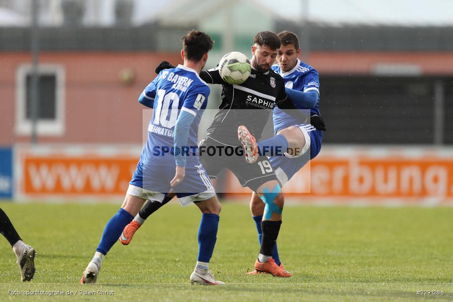 Mahdi Mehnatgir, Kreso Ljubicic, Muhamed Alawie, Main-Echo Arena, Alzenau, 06.04.2021, DFB, sport, action, Fussball, Deutschland, April 2021, Saison 2020/2021, FSV, FCB, 4. Liga, Regionalliga, Regionalliga Südwest, FSV Frankfurt, FC Bayern Alzenau - Bild-ID: 2291286