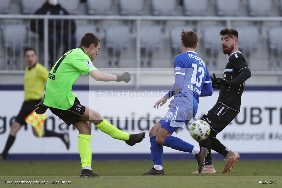 Dominik Crljenec, Arif Güclü, Sandro Kerber, Main-Echo Arena, Alzenau, 06.04.2021, DFB, sport, action, Fussball, Deutschland, April 2021, Saison 2020/2021, FSV, FCB, 4. Liga, Regionalliga, Regionalliga Südwest, FSV Frankfurt, FC Bayern Alzenau - Bild-ID: 2291293