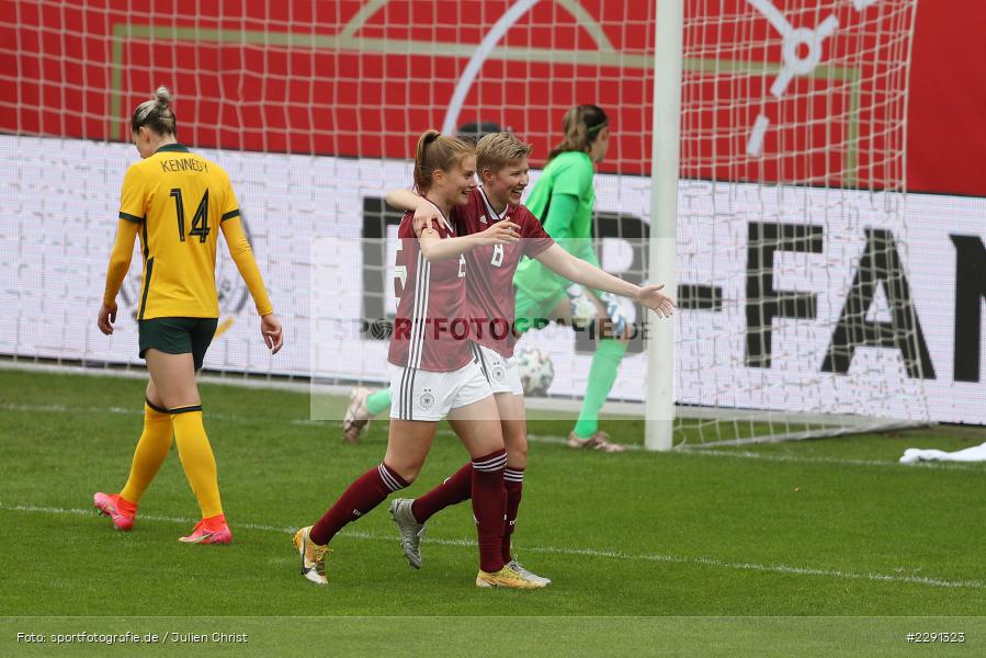 Paulina Krumbiegel, Emotionen, Tor, Torjubel, Sjoeke Nüsken, 10.04.2021, DFB, sport, action, Fussball, April 2021, Australia, Germany, BRITA-Arena, AUS, GER, Wiesbaden, Frauen-Länderspiel, Länderspiel, Australien, Deutschland - Bild-ID: 2291323 Paulina Krumbiegel, Emotionen, Tor, Torjubel, Sjoeke Nüsken, 10.04.2021, DFB, sport, action, Fussball, April 2021, Australia, Germany, BRITA-Arena, AUS, GER, Wiesbaden, Frauen-Länderspiel, Länderspiel, Australien, Deutschland - Bild-ID: 2291323