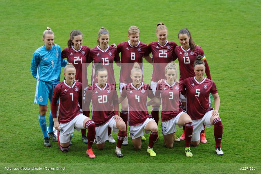Mannschaftsfoto, 10.04.2021, DFB, sport, action, Fussball, April 2021, Australia, Germany, BRITA-Arena, AUS, GER, Wiesbaden, Frauen-Länderspiel, Länderspiel, Australien, Deutschland - Bild-ID: 2291326