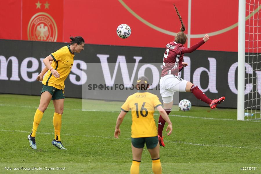 Sophia Kleinherne, Tor, Emily Gielnik, 10.04.2021, DFB, sport, action, Fussball, April 2021, Australia, Germany, BRITA-Arena, AUS, GER, Wiesbaden, Frauen-Länderspiel, Länderspiel, Australien, Deutschland - Bild-ID: 2291378 Sophia Kleinherne, Tor, Emily Gielnik, 10.04.2021, DFB, sport, action, Fussball, April 2021, Australia, Germany, BRITA-Arena, AUS, GER, Wiesbaden, Frauen-Länderspiel, Länderspiel, Australien, Deutschland - Bild-ID: 2291378